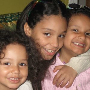 Meet your Posher, Aziza